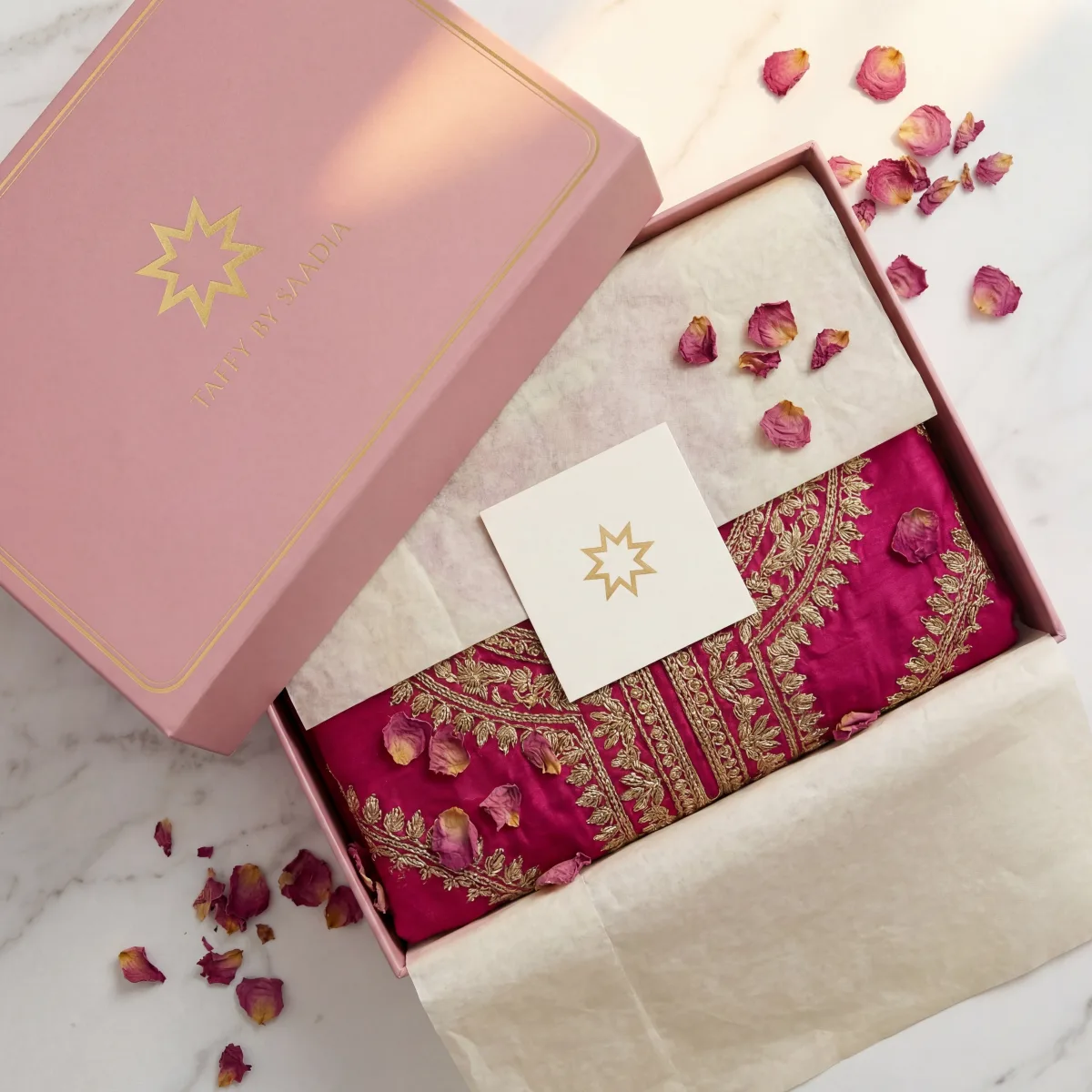 Taffy unboxing moment